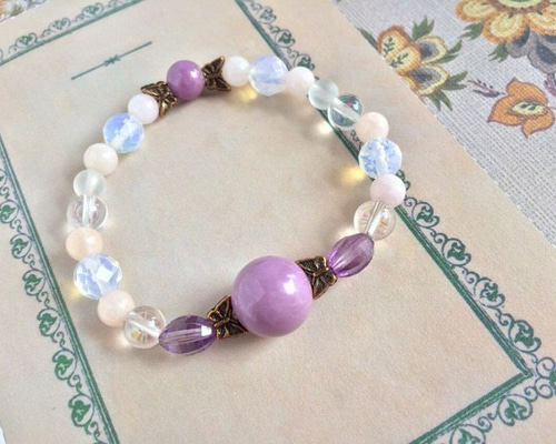 モルガナイト蝶モチーフ ブレス