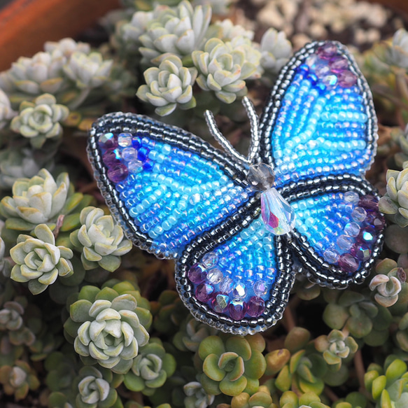 モルフォ蝶のブローチ　ビーズ刺繍 6枚目の画像