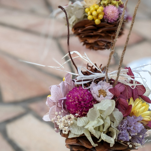 新作】ナチュラルフラワーオーナメント☆シダーローズのフラワーボール