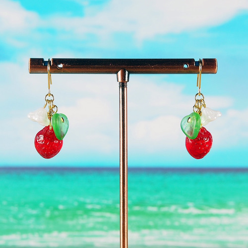 可愛い♡ 苺　ロング　ピアス 楽天市場】ピアス レディース シルバー925 いちご イチゴ ストロベリー