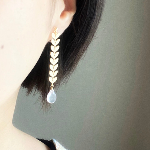 選べる金具】Asymmetry Leaf～ローズクォーツ～14kgfピアス