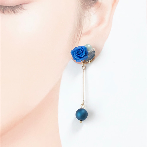 うる艶♡ペイントビーズと薔薇ビジューのピアス/イヤリング✩.*˚