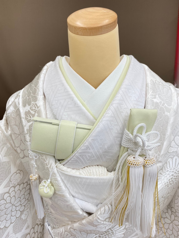 【受注生産】花嫁和装　はこせこ　かいけん　差込伊達衿【新品　婚礼用/筥迫・懐剣・差込伊達衿3点セット】薄グリーン系 1枚目の画像