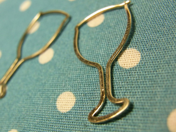 PBP-062　14kgf wire pierced earrings(cheers!) 1枚目の画像