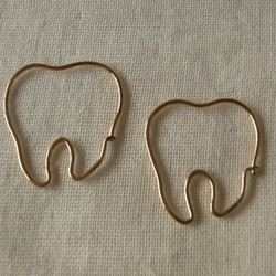 PBP-094　14kgf wire pierced earrings(gold teeth) 2枚目の画像