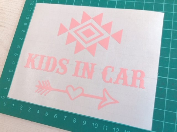 KIDS IN CARステッカー　ネイティブ 2枚目の画像