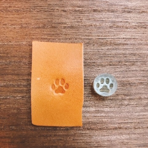 レザークラフト刻印 子猫の肉球 その他素材 砂あそび☆刻印については