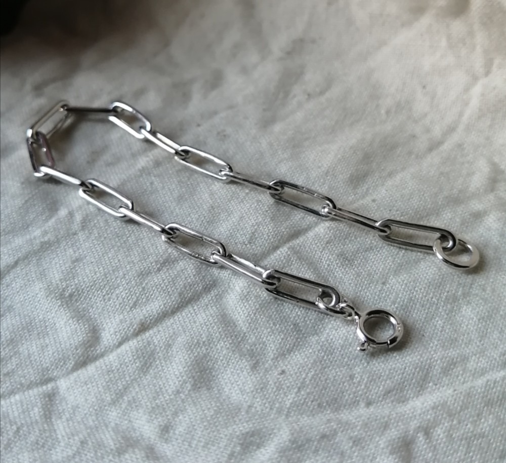 シルバーハンドメイドチェーンブレスレット