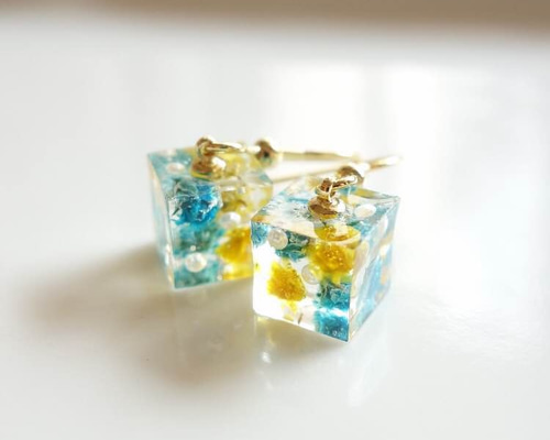 かすみ草　パールブロンピアス　ハンドメイド 楽天市場】マラソン中エントリーでP5倍 ピアス かすみ草 お花