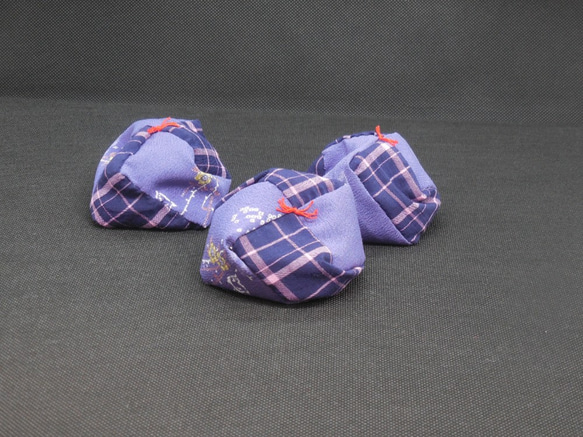 着物地で作るお手玉３つ＆巾着袋のセット【むらさき】 人気・おすすめ｜安定人気・収納便利におすすめ 期間限定割引 配送追跡可 在庫残りわずか