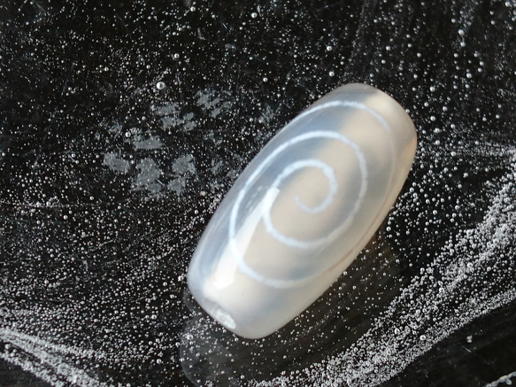 龍眼天珠 白玉髄龍眼 【極希少】 白玉髄✨龍釣天珠 天然石 F* 通販 11384274｜Creema(クリーマ)