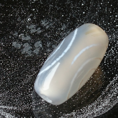 白玉髄✨龍釣天珠 天然石 F* 通販 11384274｜Creema(クリーマ)