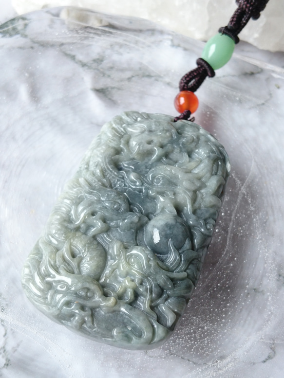 ミャンマー翡翠✨宝珠九頭龍✨ペンダント ネックレス・ペンダント F  