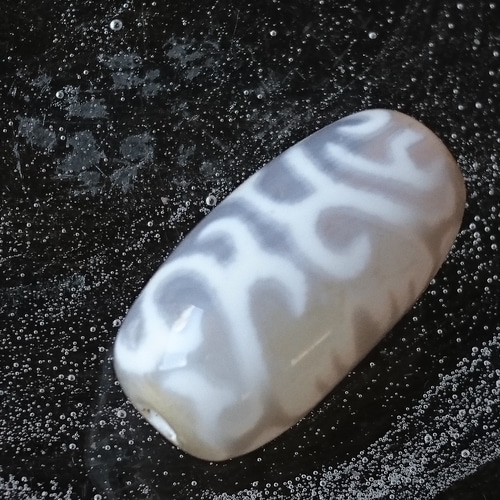 白玉髄✨如意蓮花天珠 天然石 F* 通販 11959339|Creema(クリーマ) 白玉髄✨如意蓮花天珠 天然石 F* 通販 11959339|Creema(クリーマ)