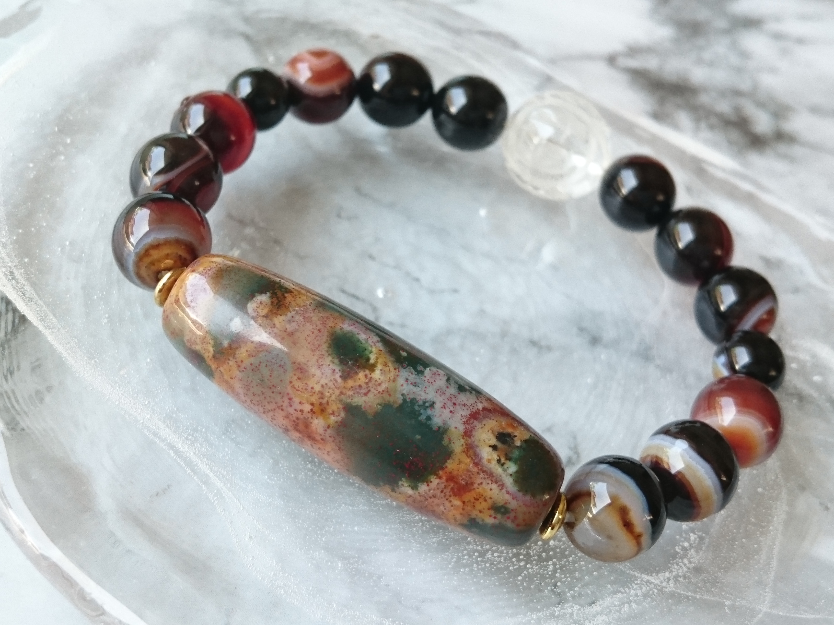 【一点もの】スカルと天珠で作ったブレスレット　激渋　唯一無二　ヒカル 一点もの】スカルと天珠で作ったブレスレット 激渋 唯一無二 ヒカル