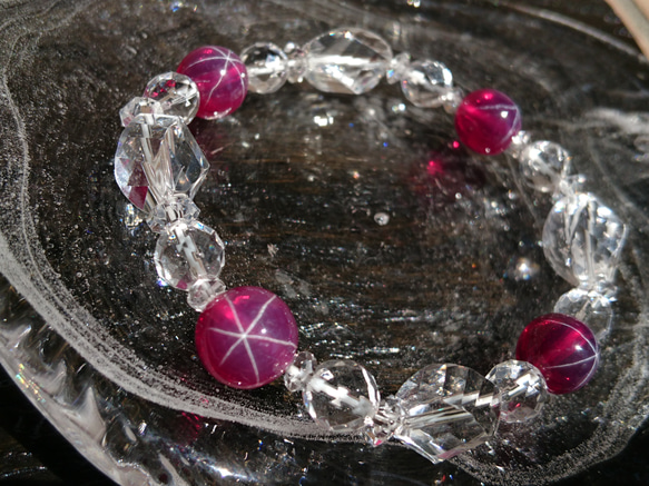 合成スタールビー×ゴールドブレスレット 合成スタールビー✨デザインブレスレット ブレスレット F* 通販