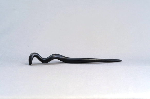 木簪 蛇のかんざし(Ｍサイズ)  木製ABW/アフリカンブラックウッド  防水 2枚目の画像