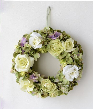 完成商品・人気の　ガーデンリース　薔薇とアジサイのリースのガーデンリース　ウェルカムリースや玄関リースに。造花のリース