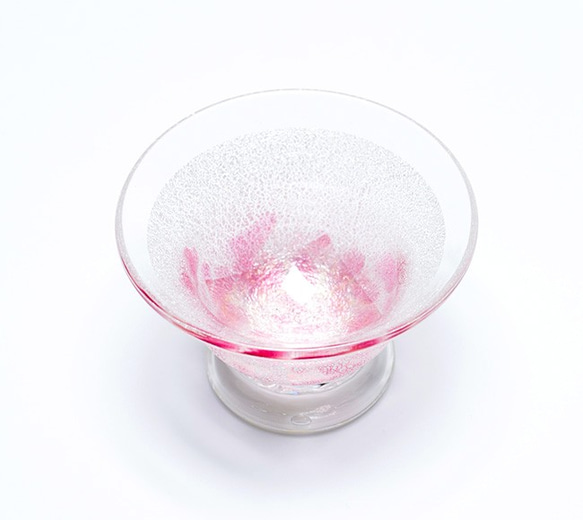 銀彩千代口スキ（ピンク）（肥前びーどろ 宙吹き ガラス） 日本酒 グラス おちょこ 盃 冷酒 1枚目の画像