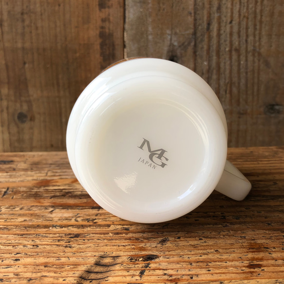 milkglass Girl´s MUG   (crafted in japan) 3枚目の画像