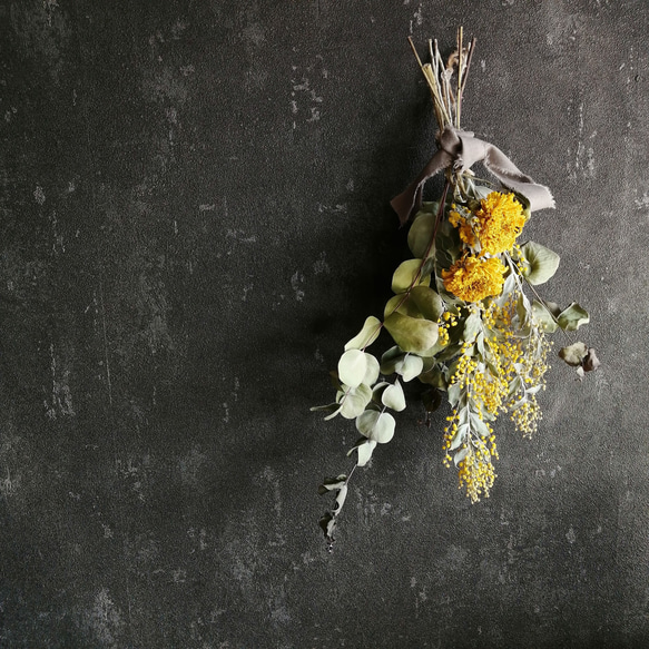 【送料込み】ミモザと黄色いお花のスワッグ　 9枚目の画像