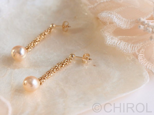 淡水パール(オレンジ)∞チェーン∞揺れるロングピアス/14kgf