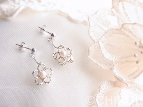 【再販】 淡水パール お花ピアス/ SV925