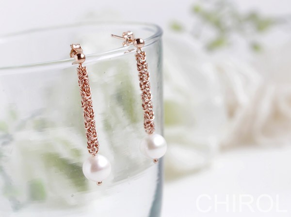 淡水パール(ホワイト)∞チェーン∞揺れる ロングピアス/ 14kgf pink