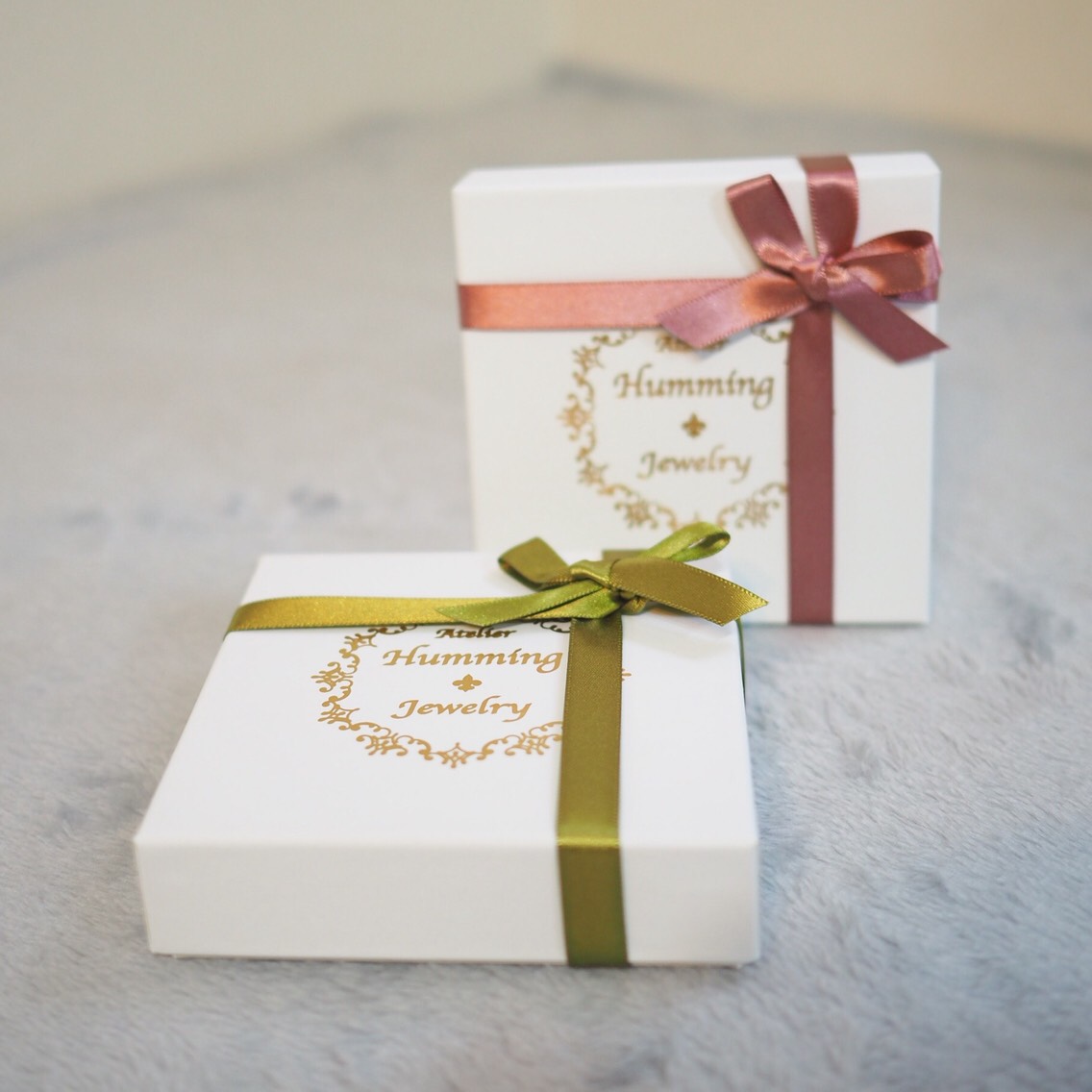 タンザナイト＋ホワイトラブラドライト ペアシェイプ＆マロンネックレス