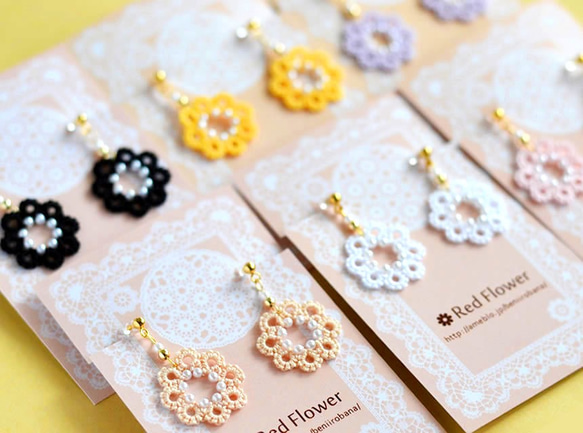 パール 花 ピアス / イヤリング（ナチュラル）軽い 繊細 上品 揺れる  かわいい 樹脂フック 6枚目の画像