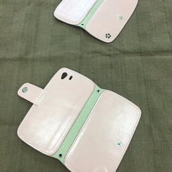 スマートフォンカバー　鞣し革　ソフトレザー仕様　限定桜色（ピンク） 2枚目の画像