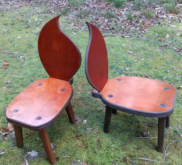 琵琶湖の水滴椅子　（水滴先　右・左）セット販売。　　水滴の椅子（水滴先　右・左）の一方が完売の場合は販売出来ません。 3枚目の画像