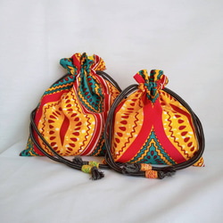 アフリカ布　ガーナの布　鮮やか　巾着袋　セット 2枚目の画像