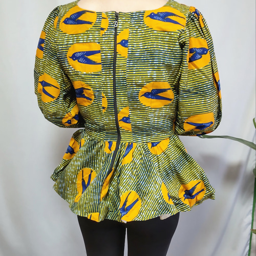 半額在庫セール☆アフリカ布 ツバメのふんわり袖のチュニック ブラウス