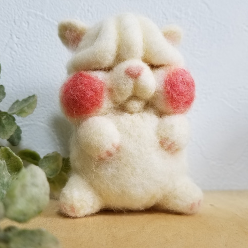 【羊毛フェルト】ハムスター★オーダー（ふわもこ） 羊毛フェルト】ハムスター☆オーダー（ふわもこ様専用） - メルカリ