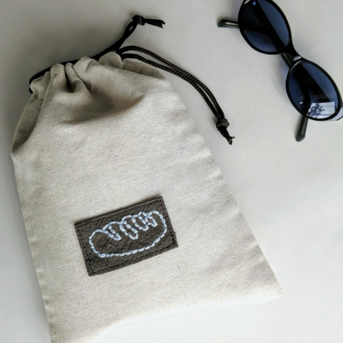 パンの刺繍 巾着袋 生成り ミニ巾着 小物入れ S オーダーメイド