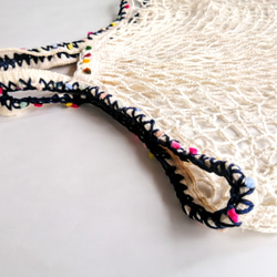 手編みの飾り　ネットバッグ　生成り　メッシュバッグ　マルシェバッグ　エコバッグ 1枚目の画像
