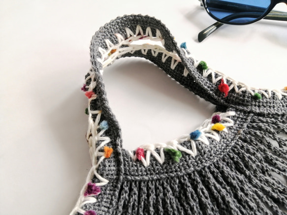 手編みの飾り　ネットバッグ　生成り　メッシュバッグ　マルシェバッグ　エコバッグ 8枚目の画像