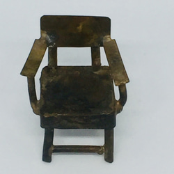 手造りミニオブジェ【真鍮：肘掛け椅子　⑴ 】インテリア 1枚目の画像