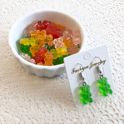 くまグミ】サージカルステンレス 316L 揺れる 光る ピアス イヤリング