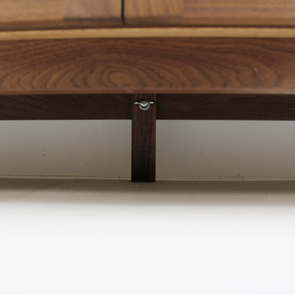 【1-2週間以内の発送】幅180cm テレビ台 TV180-3-2　ウォルナット突板＆無垢 8枚目の画像