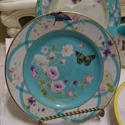 チェスティ好きにはたまらない♡ポーセラーツ お花のティーセット
