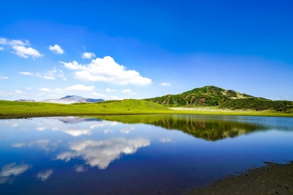 「阿蘇草千里ヶ浜」　アート写真（2L/A4写真は額入り） 1枚目の画像