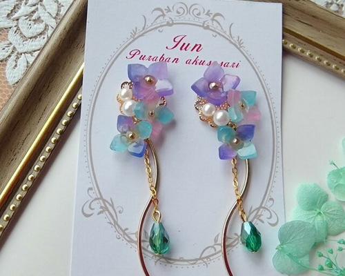 ハンドメイド】005 3色紫陽花のゆらゆらイヤリング/ピアス
