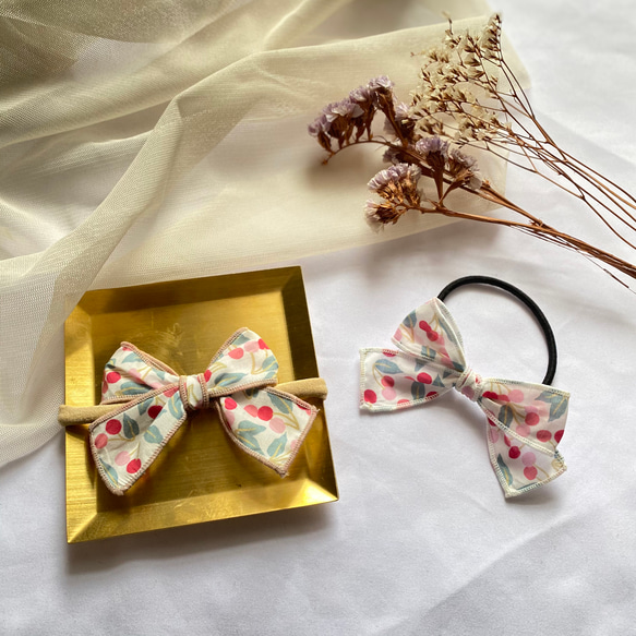 リバティ＊チェリードロップ《巻きロックのひと結びリボン》ヘアゴム