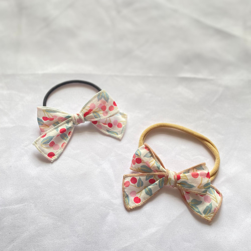 リバティ＊チェリードロップ《巻きロックのひと結びリボン》ヘアゴム