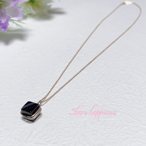 輝く天然石☆14KGF ストライプ オニキス キューブ ネックレス