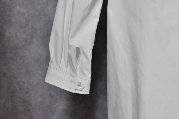 ゴージータックシャツワンピース(ホワイト) 8枚目の画像