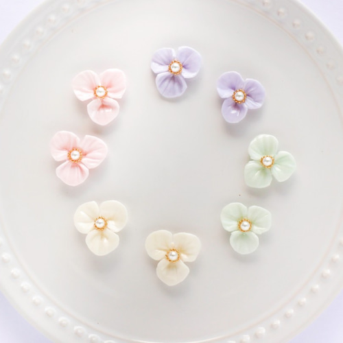 パステルカラーの紫陽花一輪ピアス（イヤリング） ピアス（スタッド 