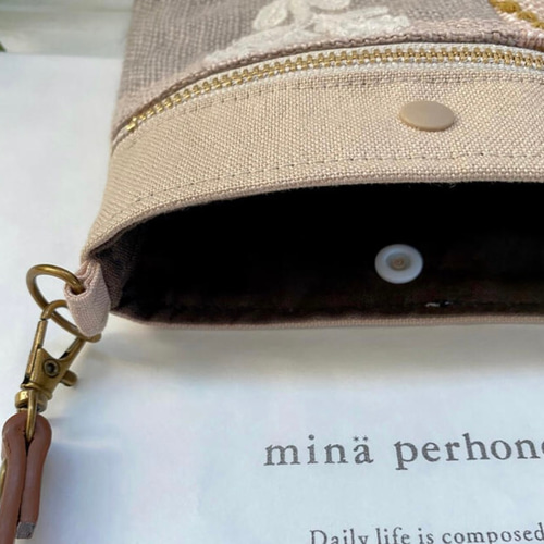 ミナペルホネン スマホポーチ ハンドメイド その他ケース ユーカリ